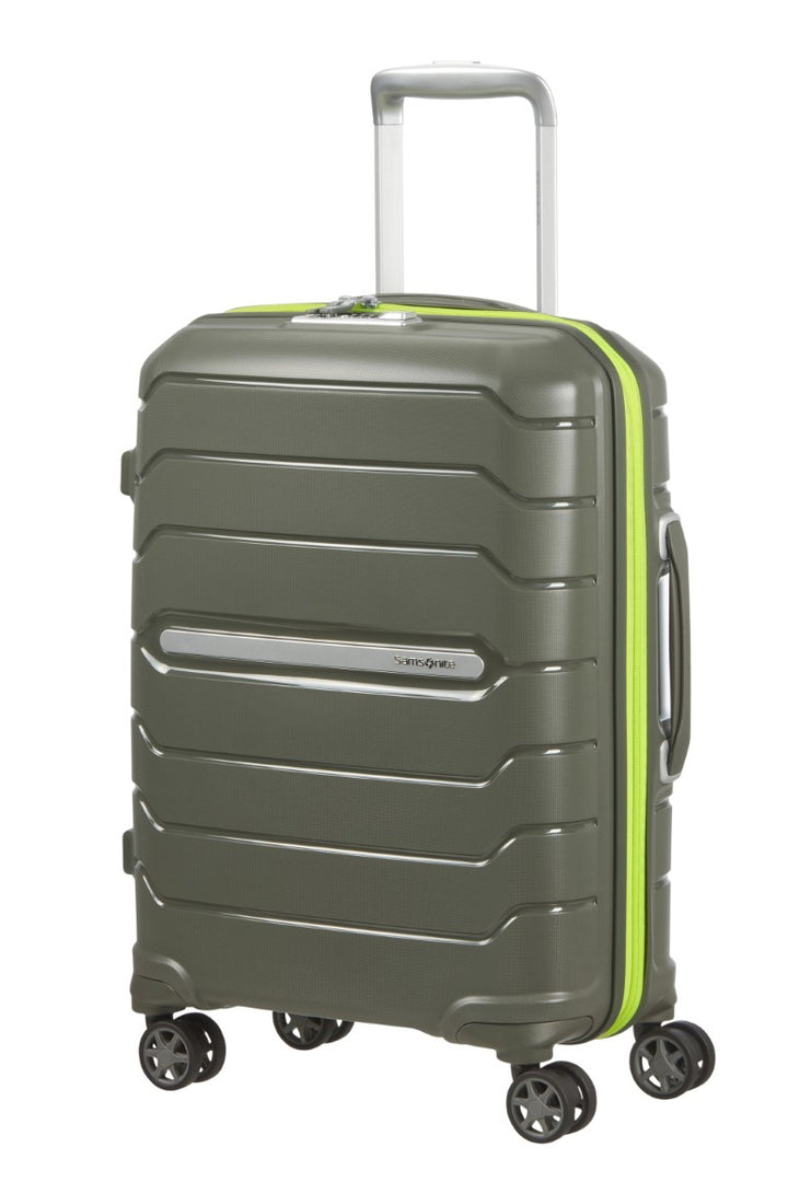 Samsonite Flux 55cm Cabin and 75cm Suitcase Set