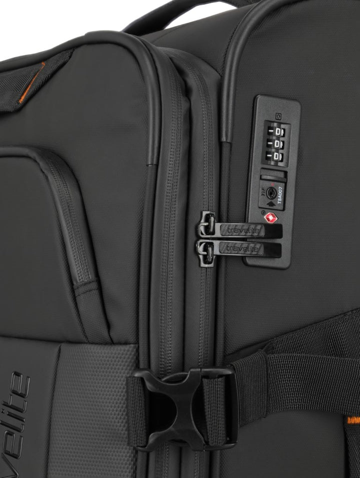 Travelite Briize 67cm 4-Wheel Expandable Medium Suitcase