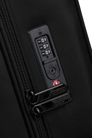 American Tourister Urban Track 55cm 4-Wheel Cabin Case