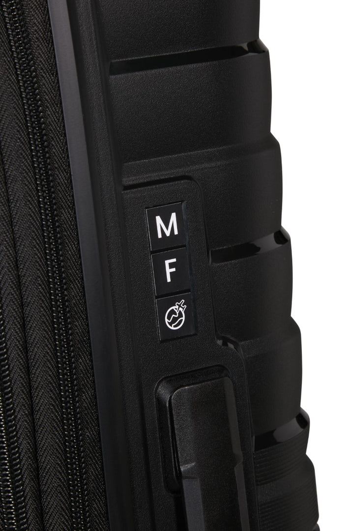 American Tourister Flytwist 67cm 4-Wheel Expandable Suitcase