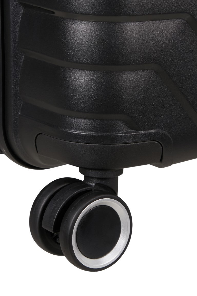 American Tourister Flytwist 67cm 4-Wheel Expandable Suitcase