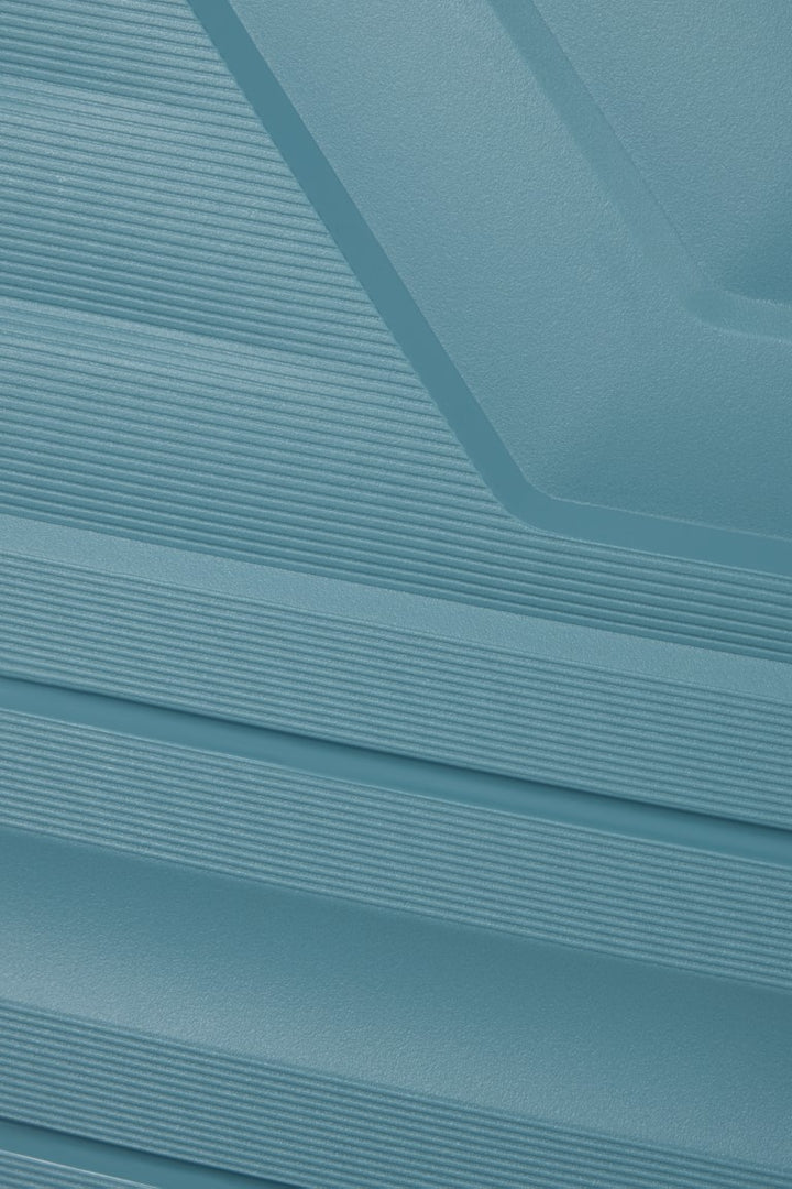 American Tourister Flytwist 67cm 4-Wheel Expandable Suitcase