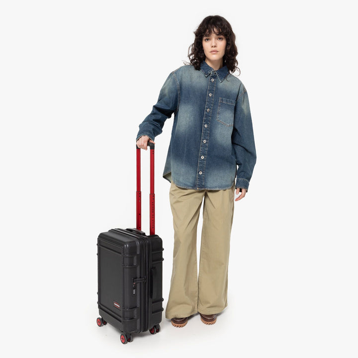 Eastpak Resist'R Zip S 55cm 4-Wheel Cabin Suitcase
