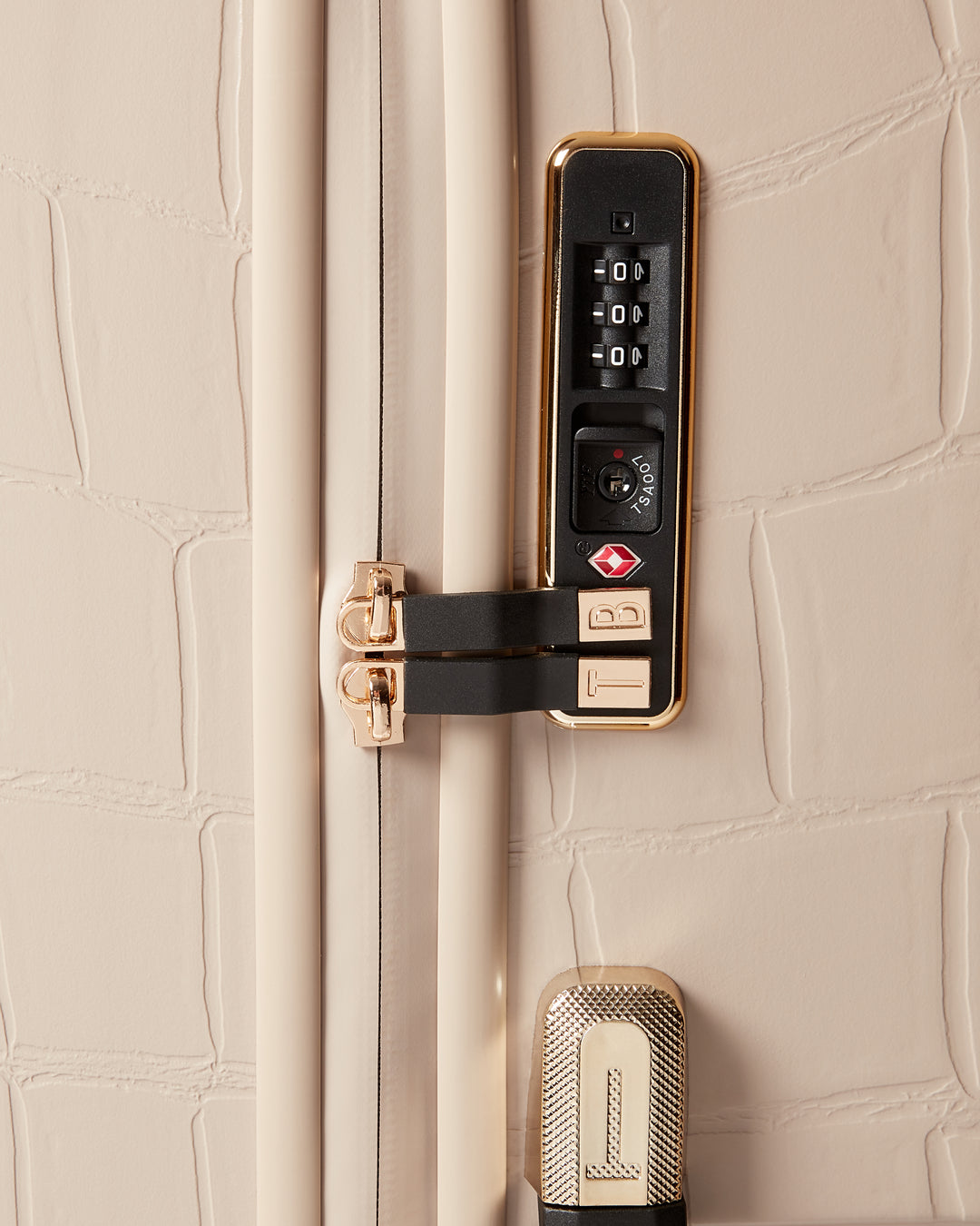 Ted Baker Icon Case 68cm 4-Wheel Medium Suitcase