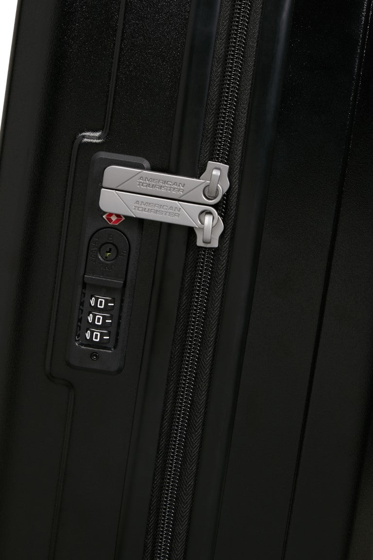 American Tourister Sunset Hills 3 Piece Suitcase Set