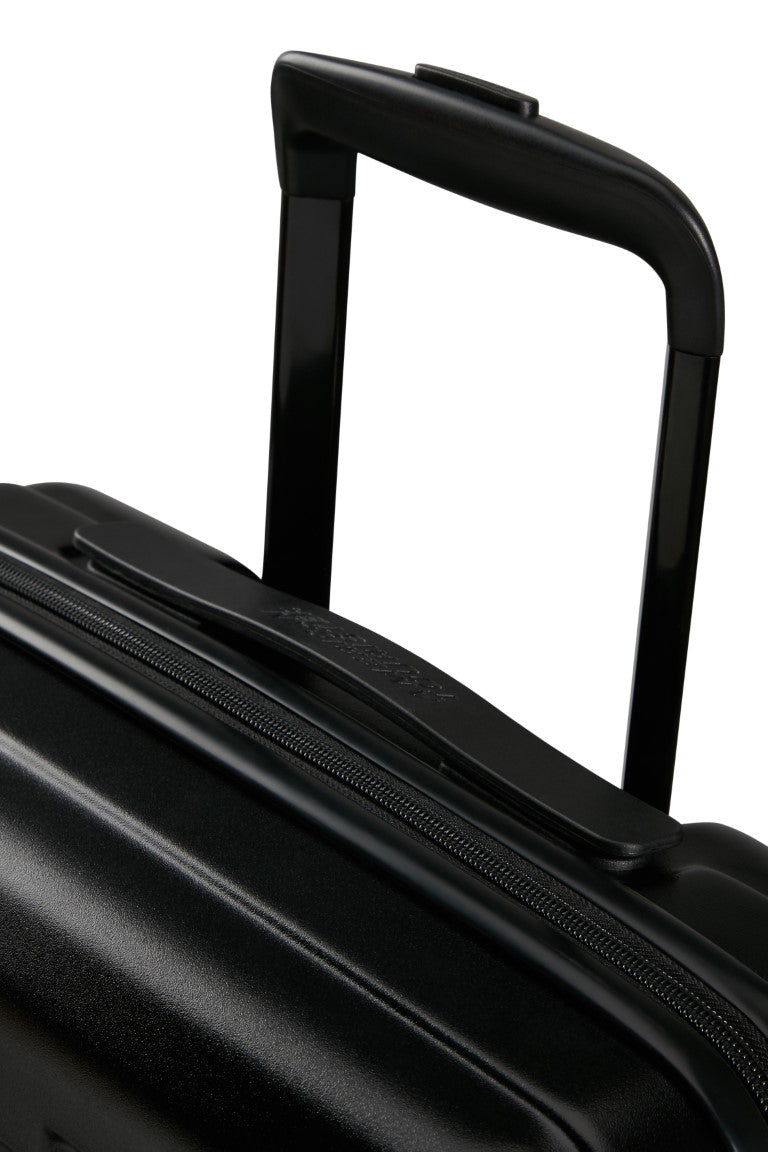 American Tourister Sunset Hills 3 Piece Suitcase Set