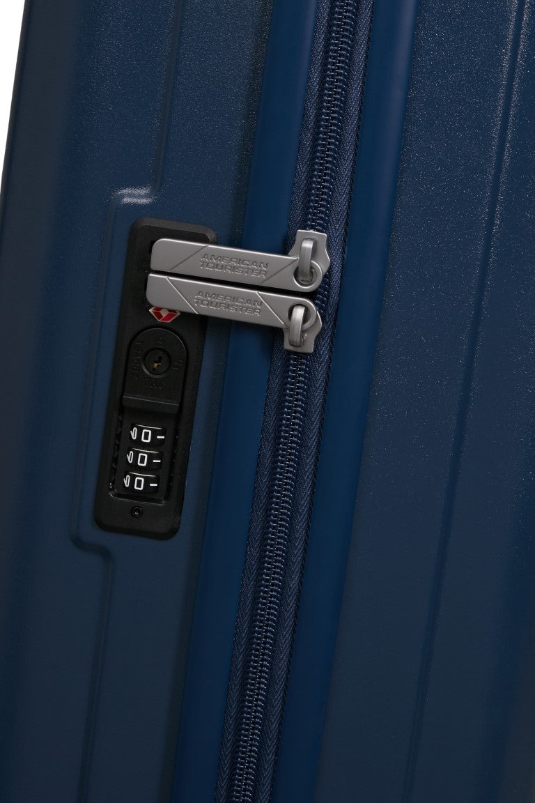 American Tourister Sunset Hills 3 Piece Suitcase Set