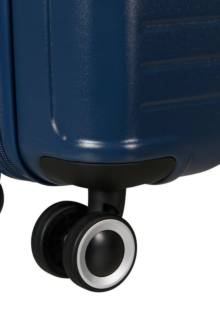 American Tourister Sunset Hills 3 Piece Suitcase Set