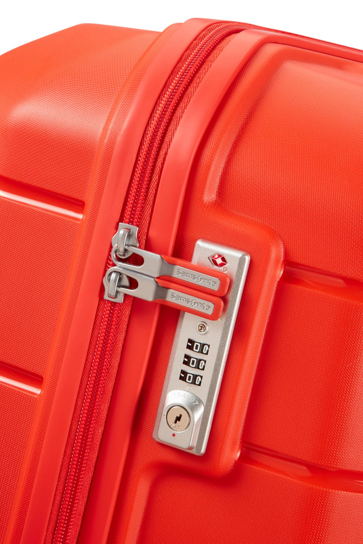 Samsonite Flux 81cm 4-Wheel Extra Large Suitcase