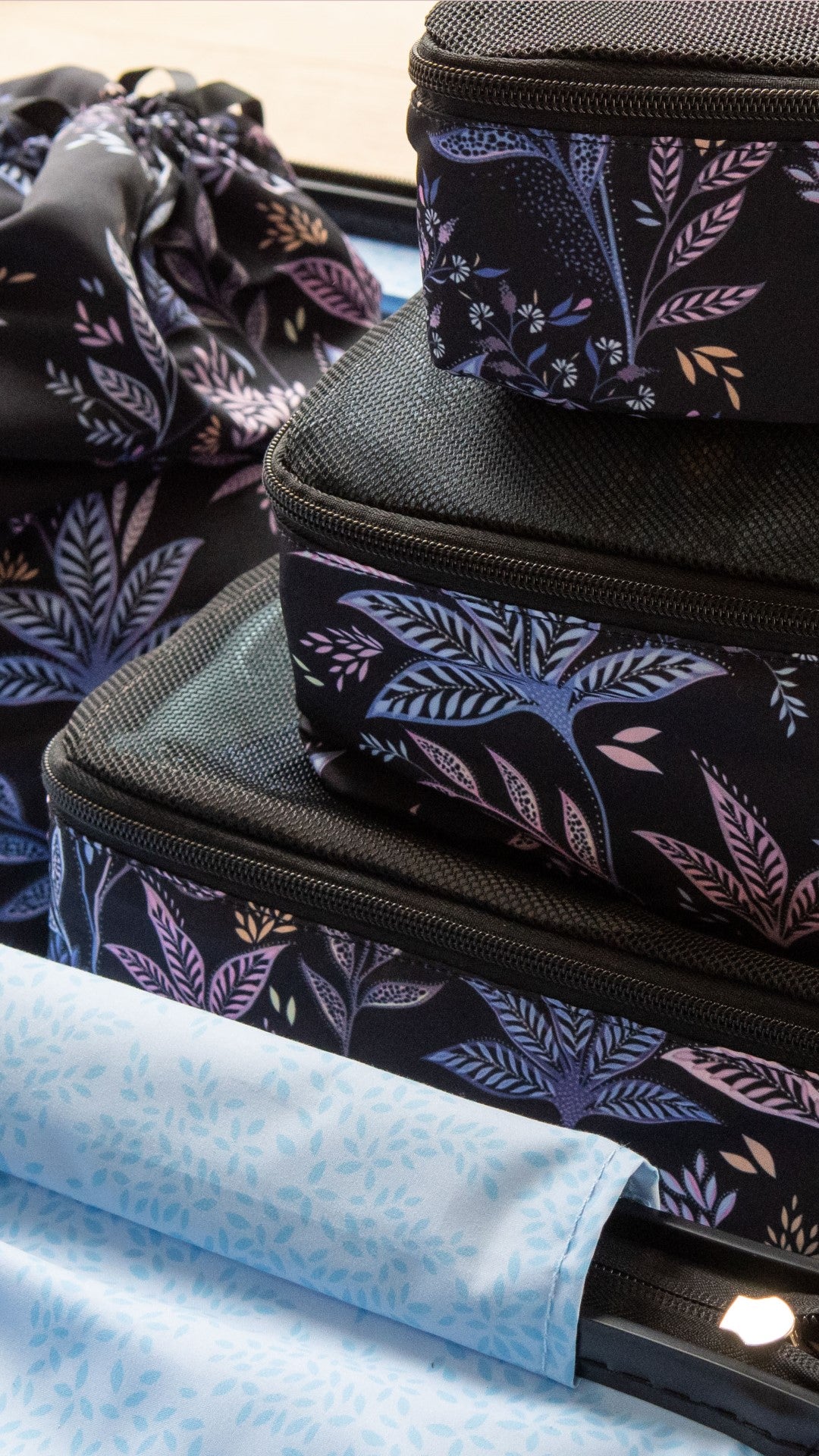 Sara Miller Black Botanic Set of Packing Cubes