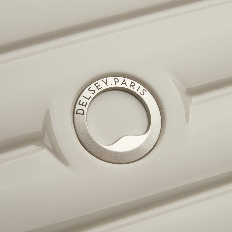 Delsey Shadow 5.0 66cm 4-Wheel Expandable Suitcase