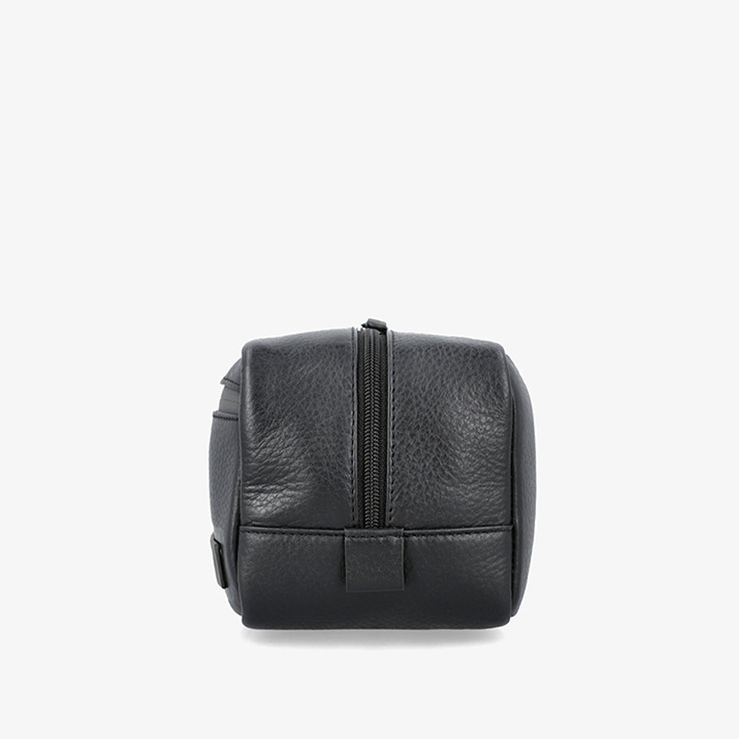 Jost Stockholm Leather Toiletry Bag