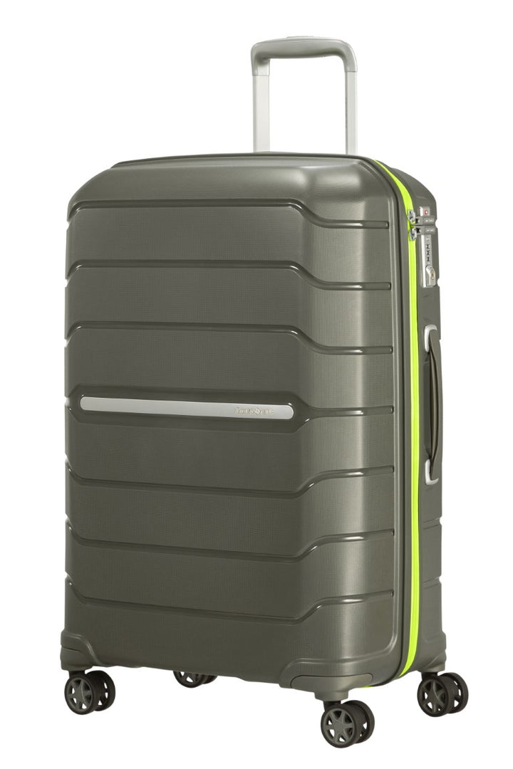 Samsonite Flux 68cm 4-Wheel Medium Suitcase