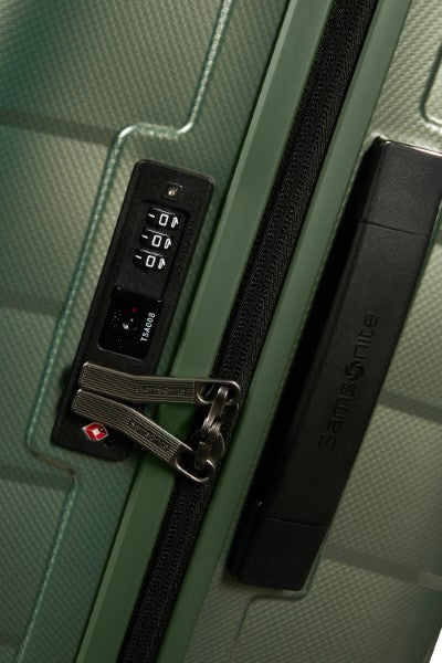 Samsonite Attrix 69cm 4-Wheel Medium Suitcase