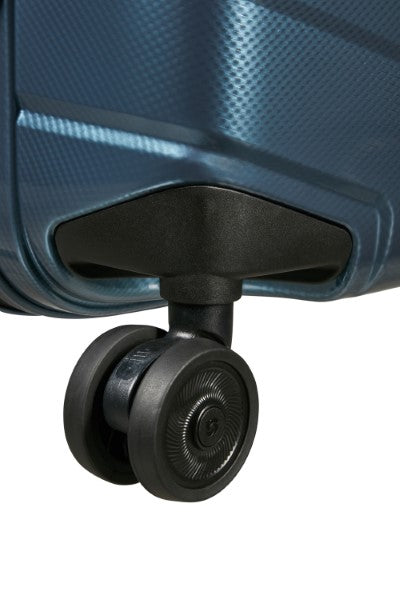 Samsonite Attrix 69cm 4-Wheel Medium Suitcase