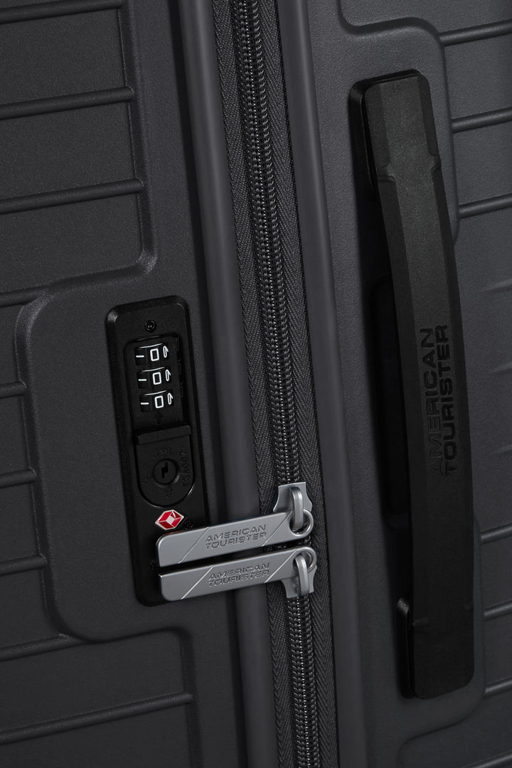 American Tourister Roadrush 3 Piece Suitcase Set