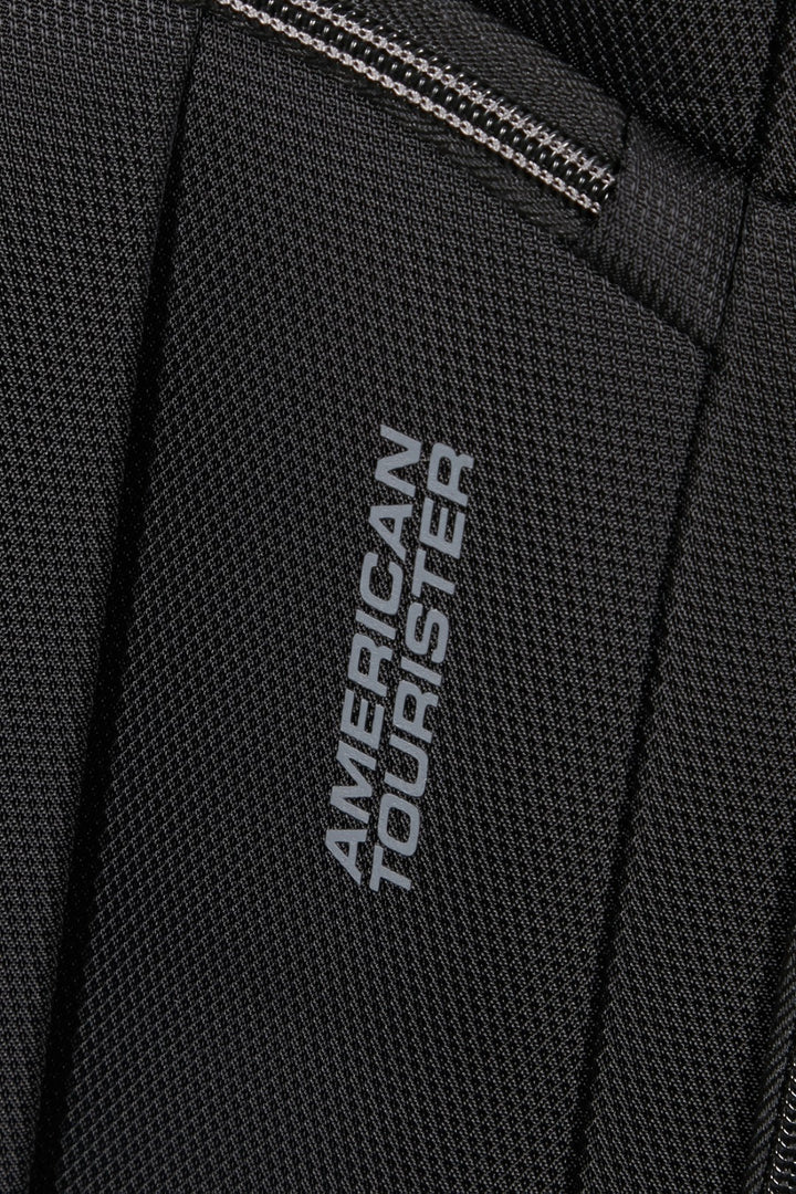 American Tourister Avantour 3 Piece Suitcase Set