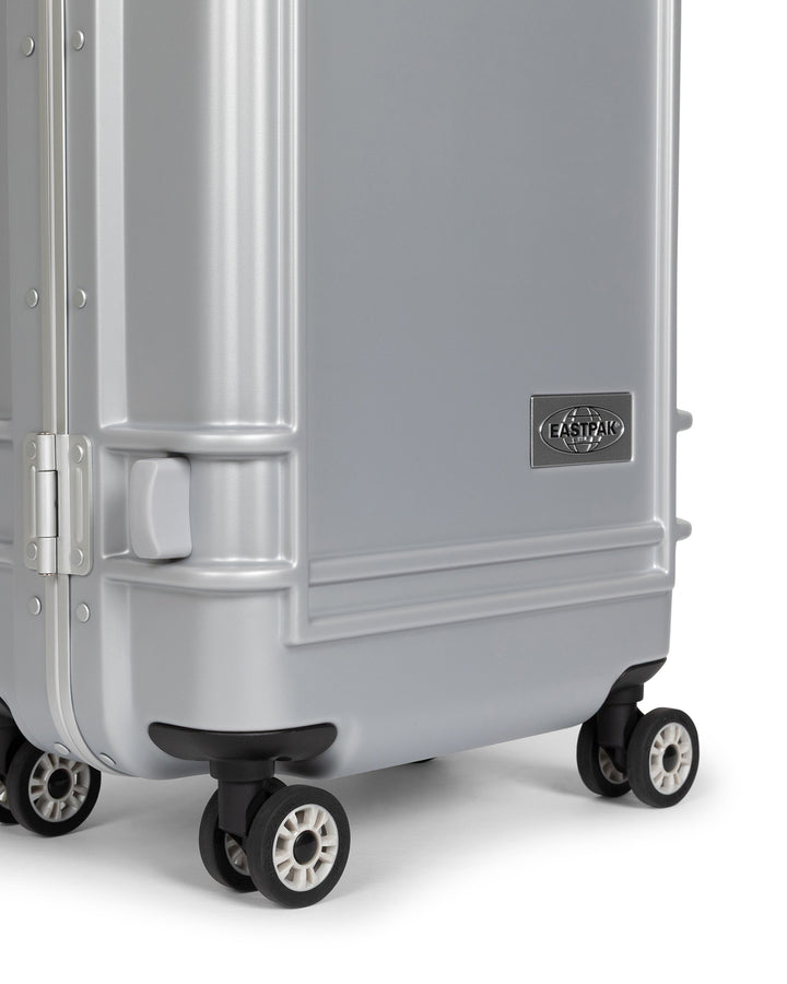 Eastpak Resist'R 78cm 4-Wheel Large Suitcase