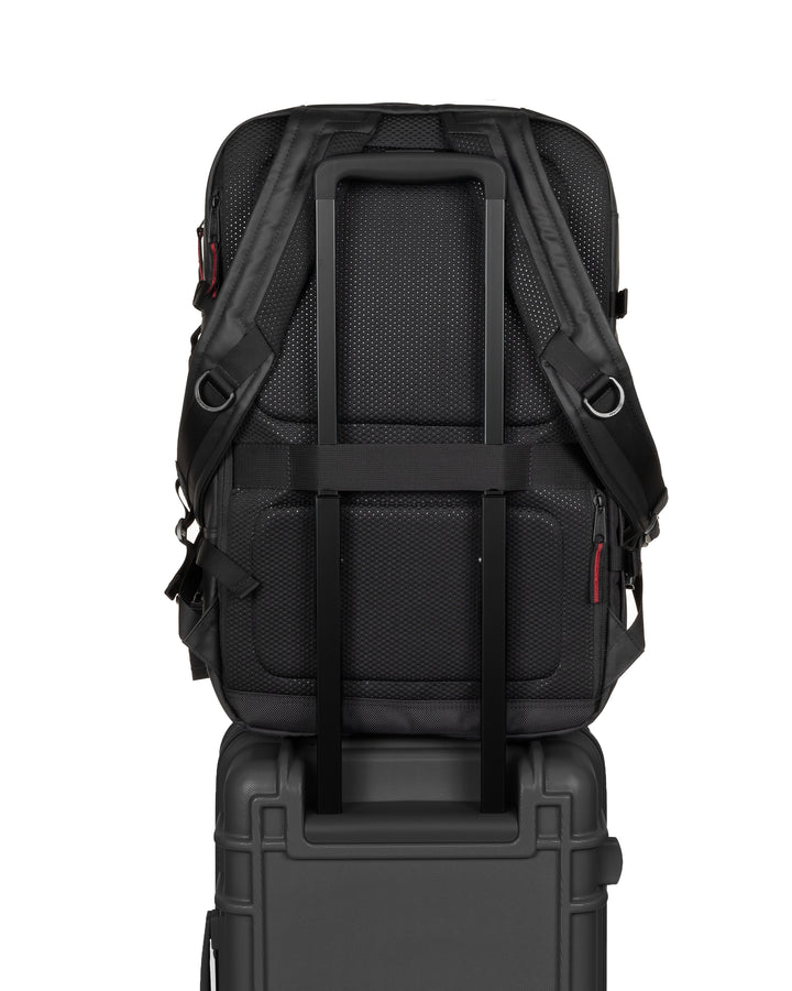 Eastpak Cnnct Travelpack 16" Laptop Cabin Backpack