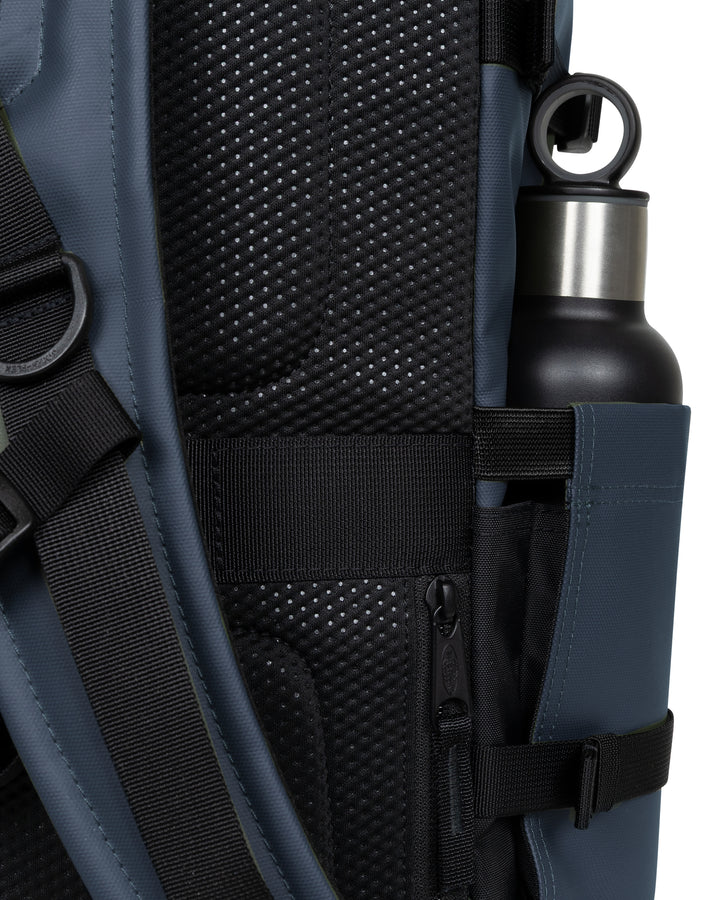 Eastpak Cnnct Travelpack 16" Laptop Cabin Backpack