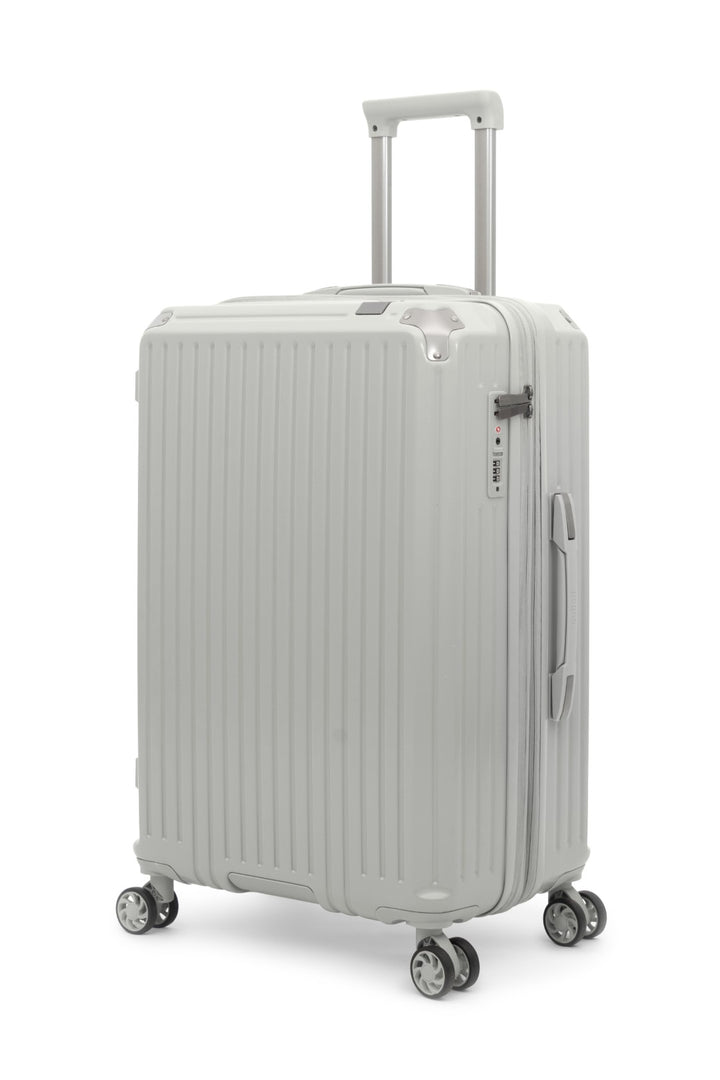 Qubed Guarded 68cm 4-Wheel Expandable Suitcase