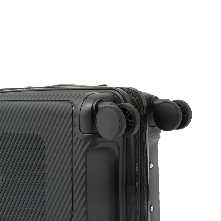 Qubed Stance 82cm 4-Wheel Expandable Extra Large Suitcase
