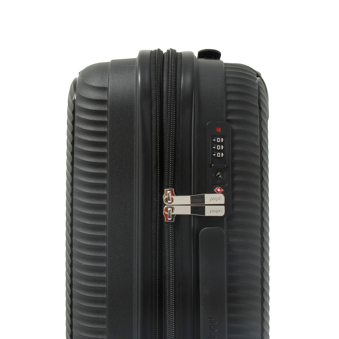 Qubed Stance 82cm 4-Wheel Expandable Extra Large Suitcase