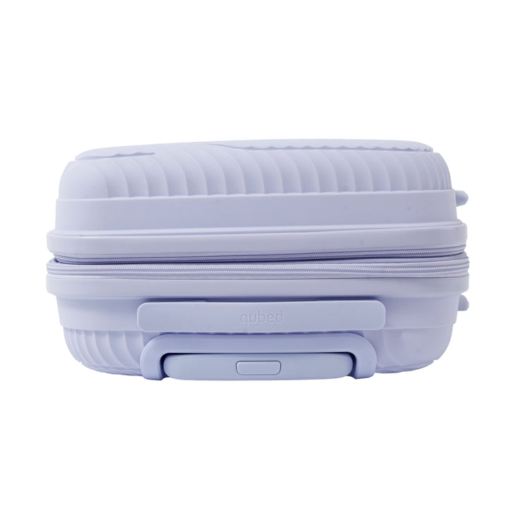 Qubed Stance 82cm 4-Wheel Expandable Extra Large Suitcase