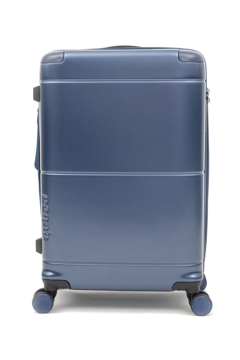 Qubed Nimbus 67cm Medium 4-Wheel Suitcase