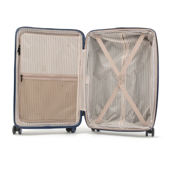 Qubed Nimbus 67cm Medium 4-Wheel Suitcase