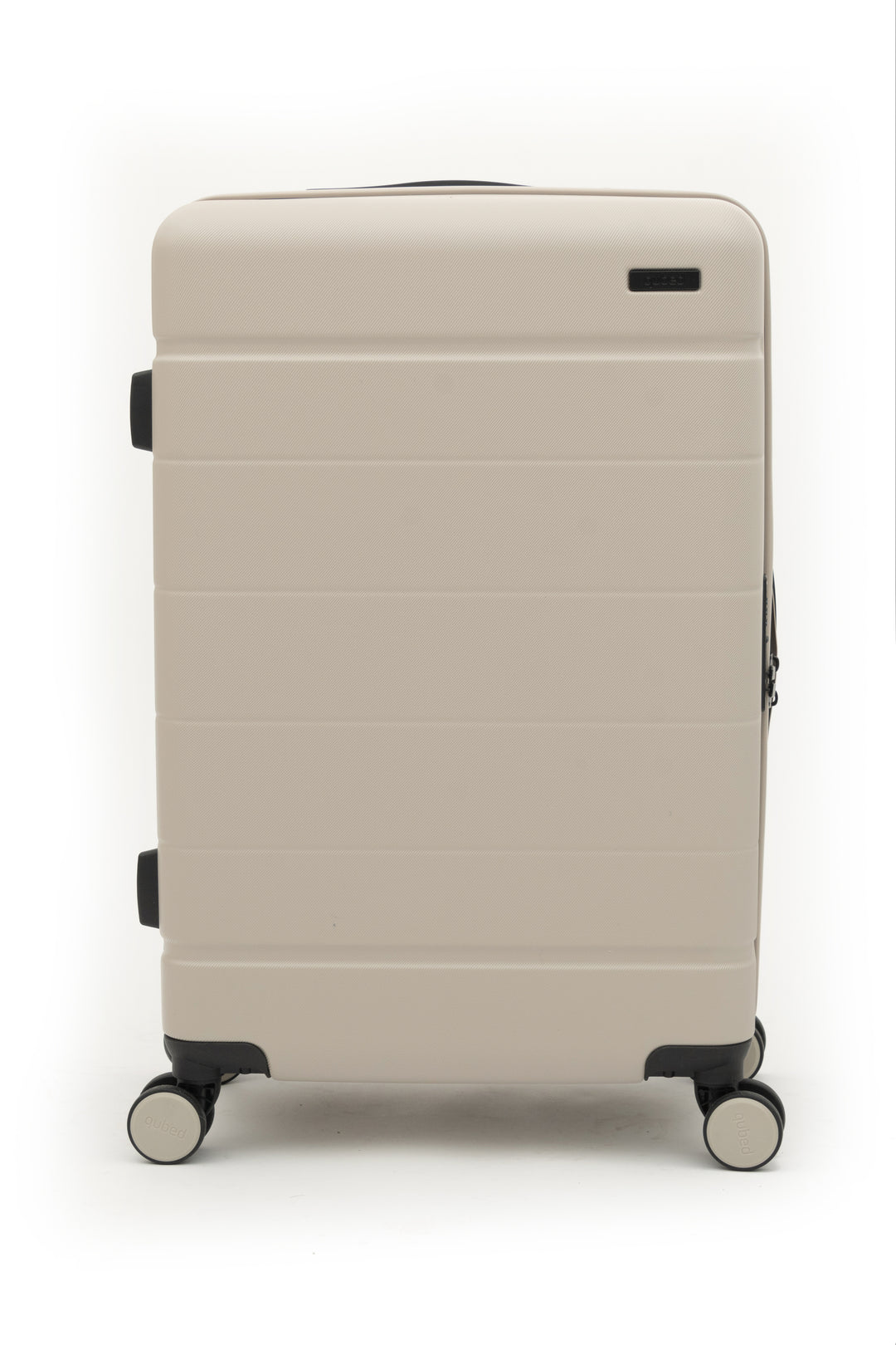 Qubed Roam 67cm 4-Wheel Medium Suitcase