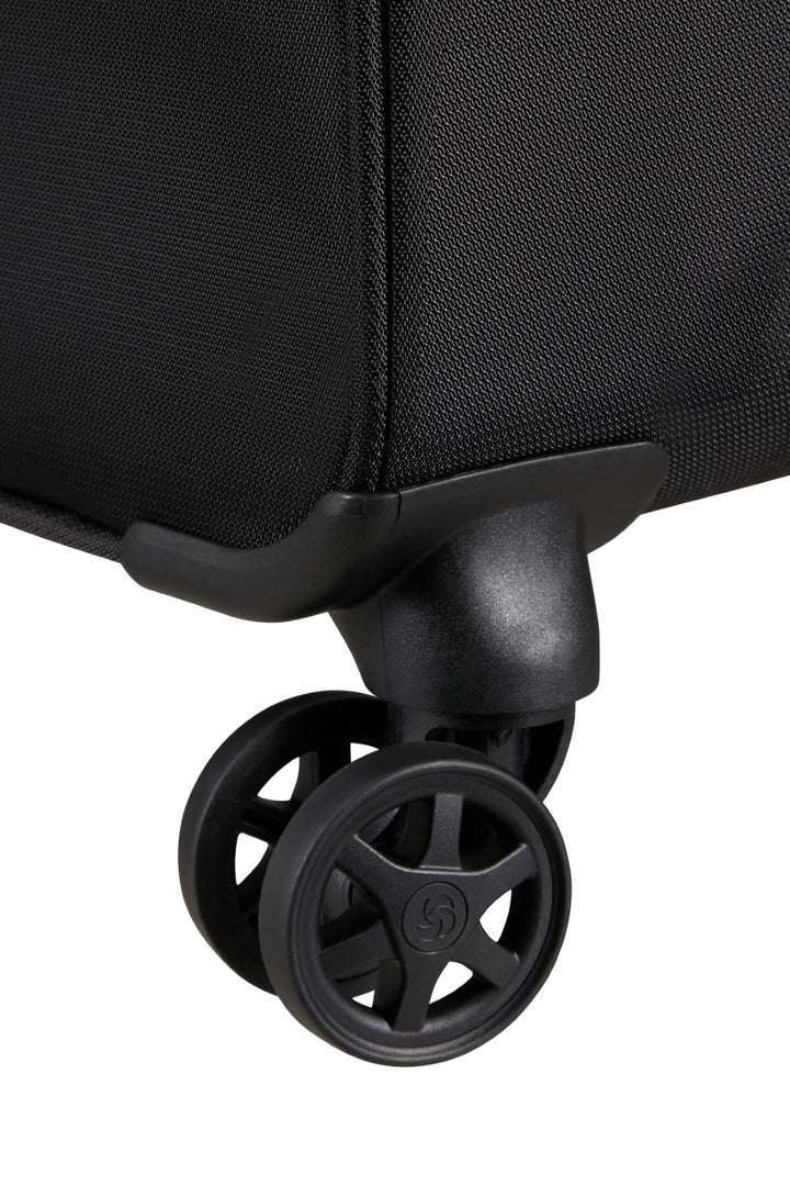 Samsonite Base Breeze 67cm 4-Wheel Medium Expandable Suitcase