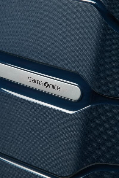Samsonite Flux 81cm Extra Large 4-Wheel Spinner Suitcase