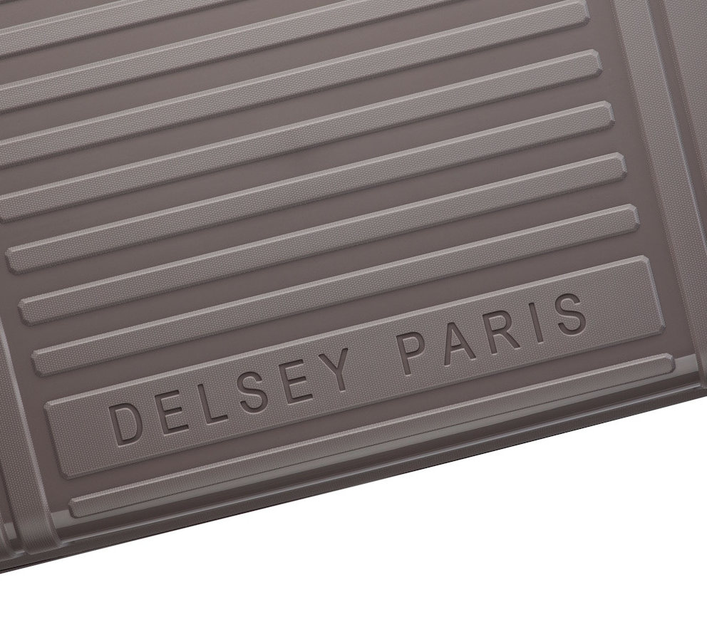 Delsey Lutece 69cm 4-Wheel Expandable Medium Suitcase