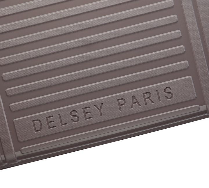 Delsey Lutece 69cm 4-Wheel Expandable Medium Suitcase