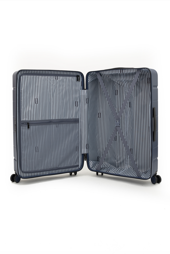 Qubed Roam 77cm 4-Wheel Large Suitcase