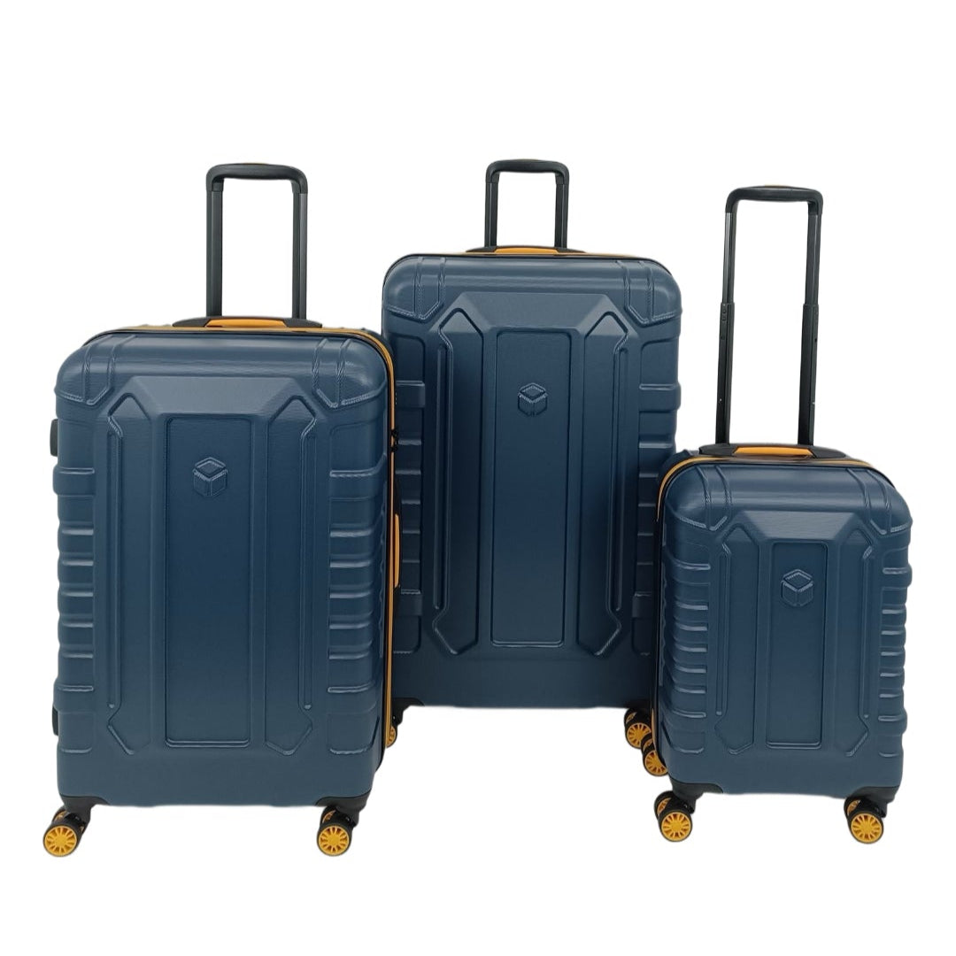 Qubed Covert 84cm 4-Wheel Expandable Extra Large Suitcase