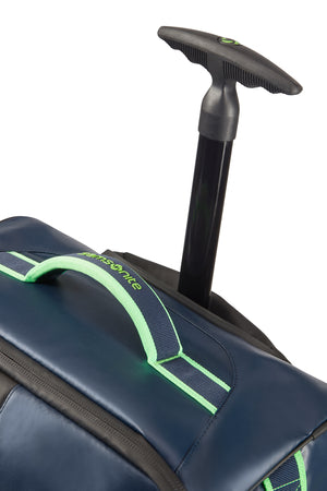 Paradiver light wheeled backpack clearance