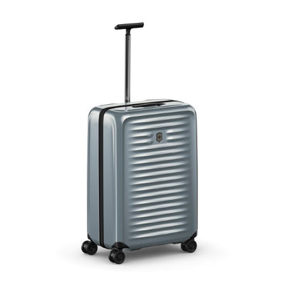 Victorinox Airox 69cm 4-Wheel Medium Suitcase