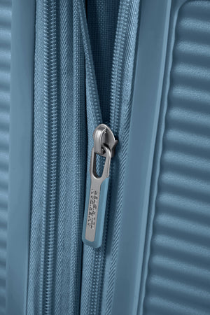 American Tourister Soundbox 67cm 4-Wheel Spinner Expandable Suitcase