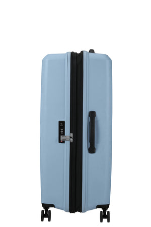 American Tourister Aerostep 77cm 4-Wheel Expandable Suitcase